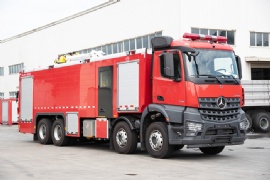 18000L Mercedes-Benz Foam Fire Truck